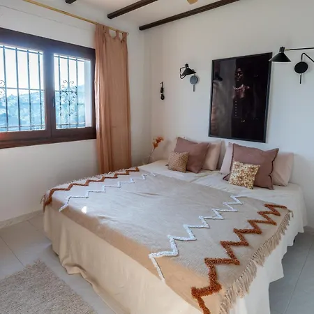 La Casa Familia Costa Blanca Вилла Monte Pego