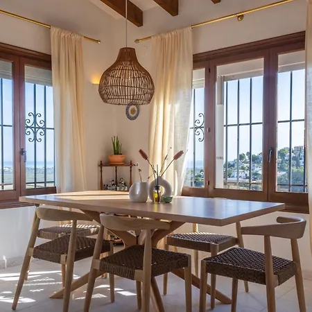 La Casa Familia Costa Blanca Вилла